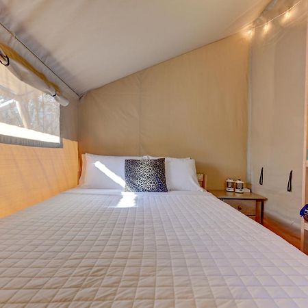12 Fires Luxury Glamping With Heating #1 Hotel Johnson City Exterior photo