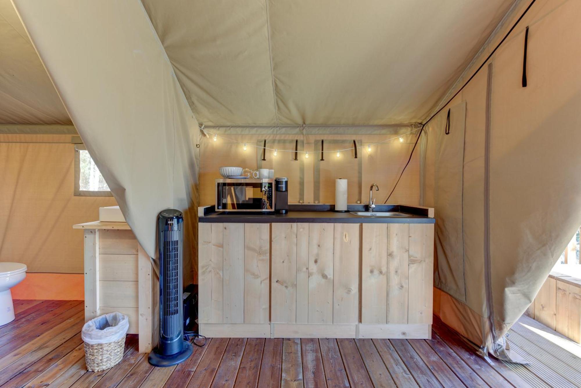 12 Fires Luxury Glamping With Heating #1 Hotel Johnson City Exterior photo